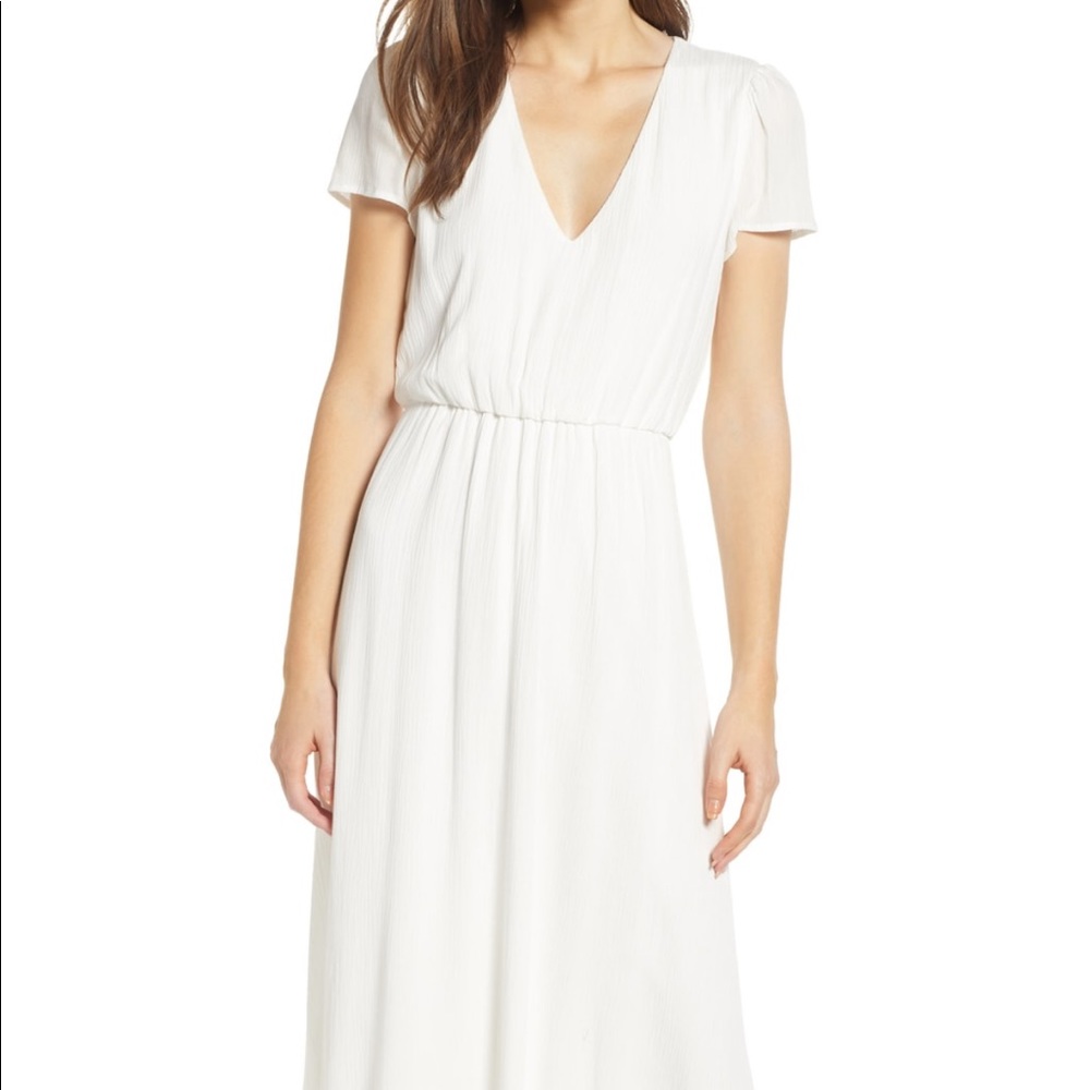 WAYF Blouson Midi Dress. White Midi Dress.